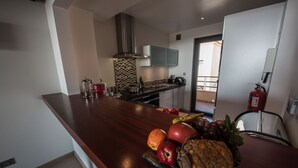 Coffee/tea maker, fridge, microwave, oven - Apt. Arribas, with pool and indoor heated pool (Praia da Luz)