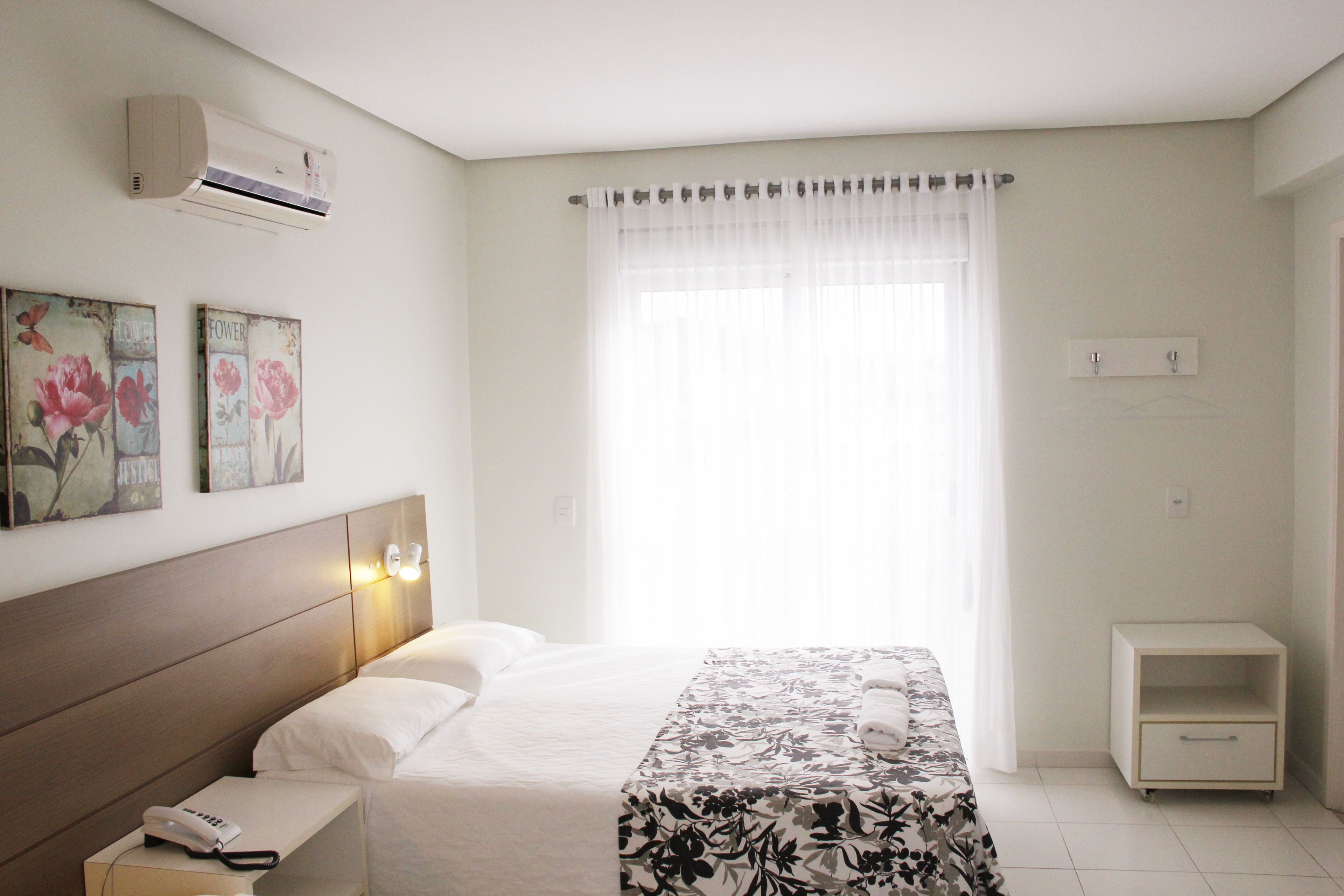 deluxe double room | minibar, in-room safe, free wifi