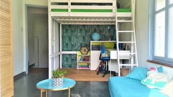 3 chambres, fer et planche Ă  repasser, Wi-Fi, draps fournis