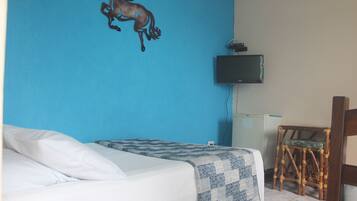 Basic Triple Room | Free WiFi, bed sheets