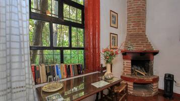 Habitación doble estándar, vista al jardín | Wifi gratis y ropa de cama