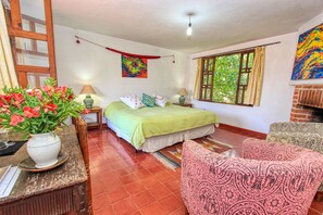 小型套房, 花园景观 | 免费 WiFi、床单