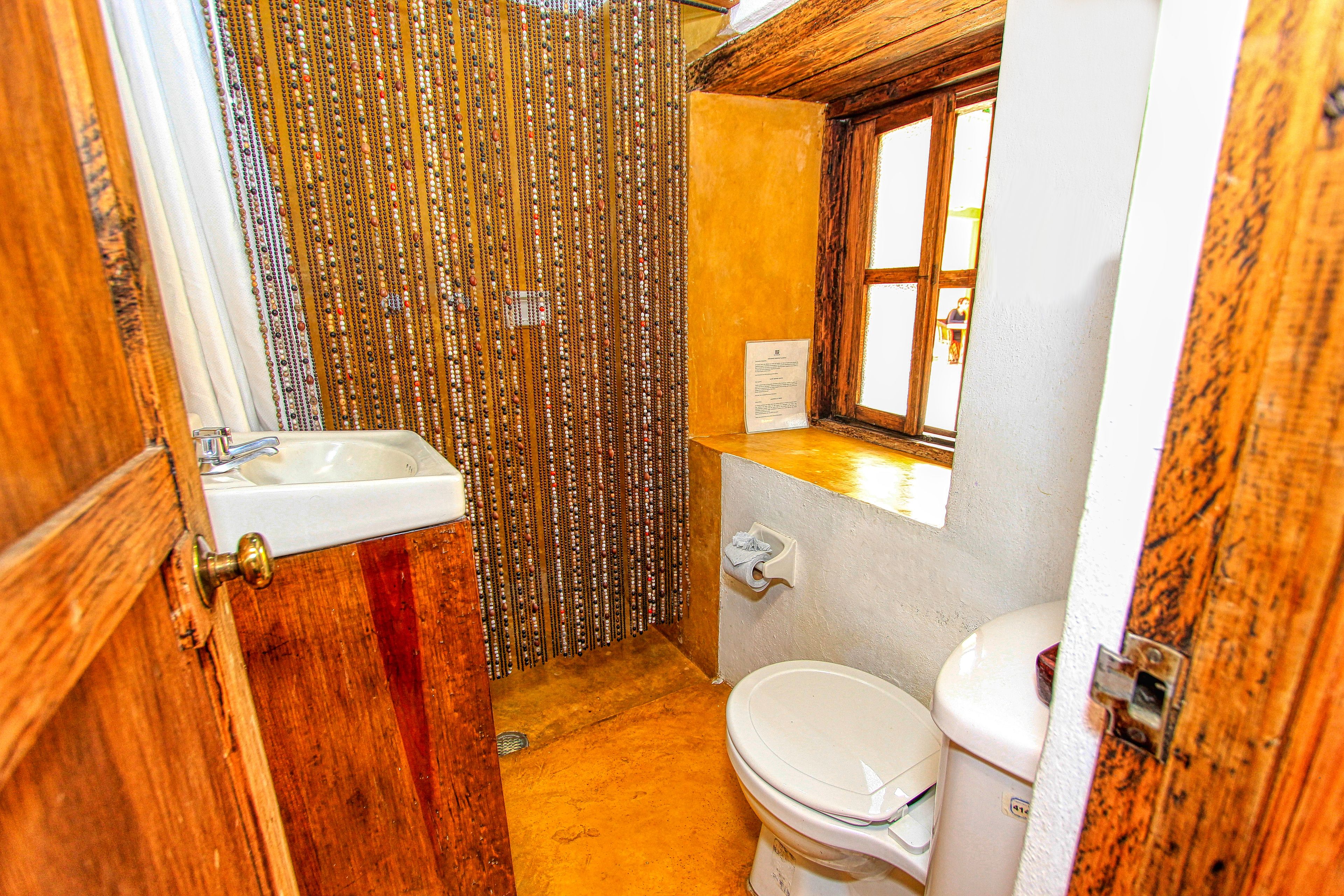 standard triple room, garden view | free wifi, bed sheets