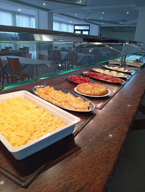 Daily English breakfast for a fee - Hotel Torrejoven (Torrevieja)