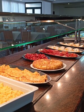 Engelsk frokost hver dag (mot et tillegg)