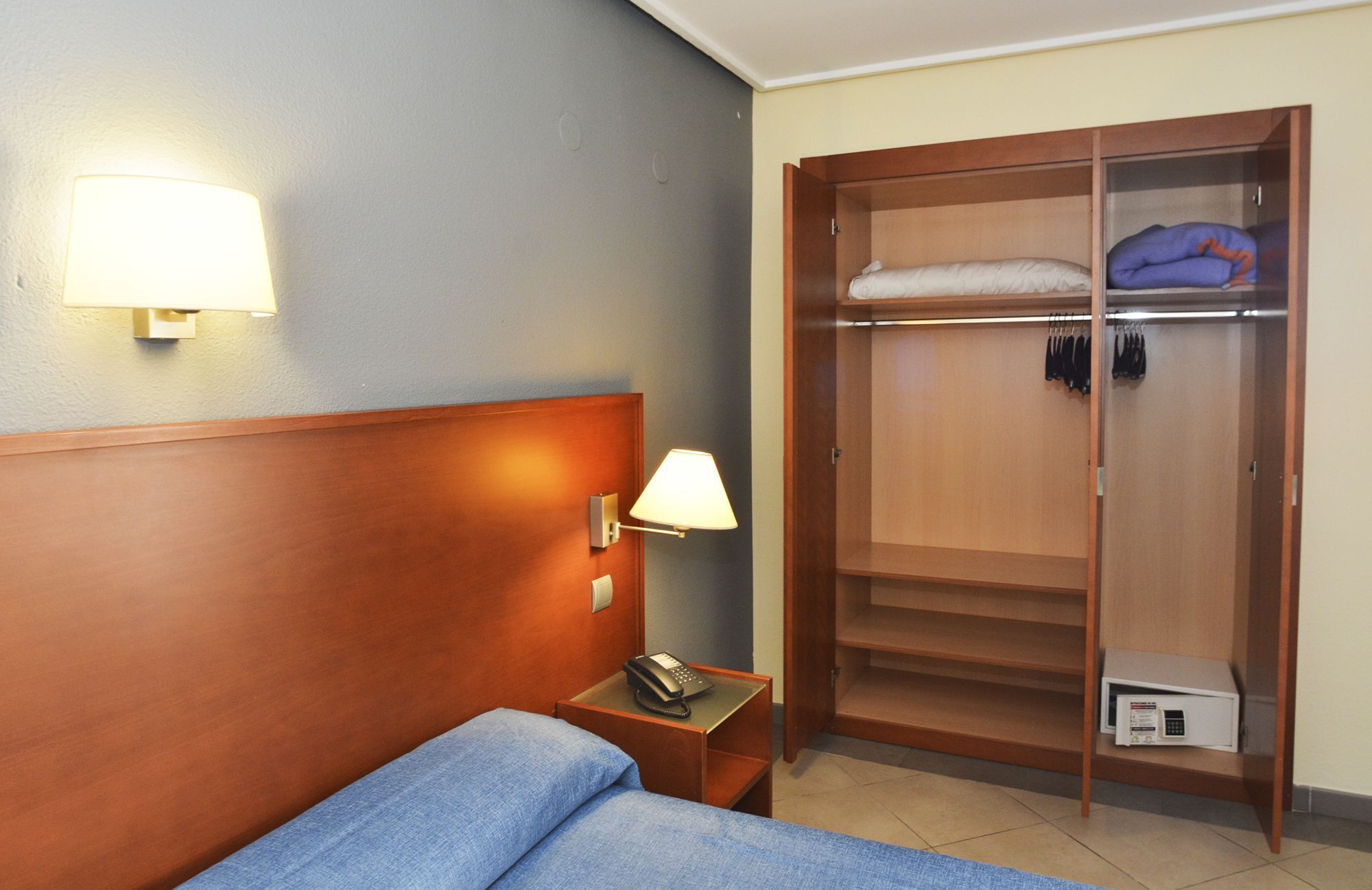 In-room safe, desk, laptop workspace, blackout drapes