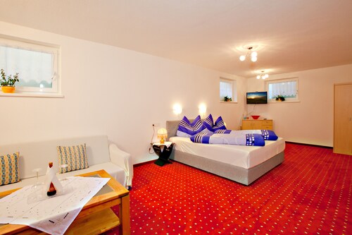 A holiday experience in the middle of the mountains and waterfalls! Enjoy the nature!