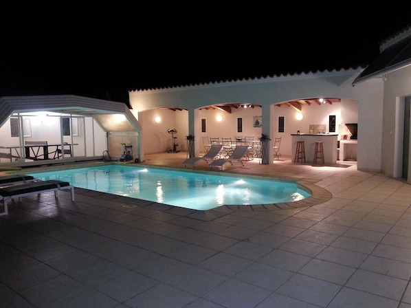 Piscine extérieure