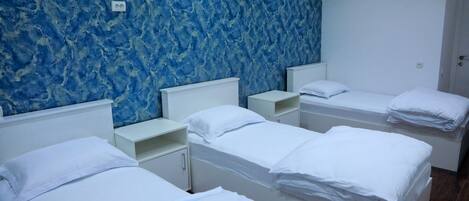 Dortoir Partagé | Vue de la chambre