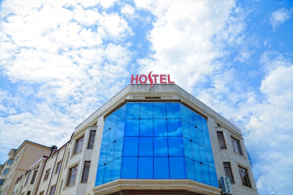 واجهة المنشأة