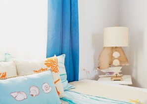 7 bedrooms, iron/ironing board, WiFi, bed sheets - Villa Emunah-Because Every Detail Counts! (Cove Estate, Canoe Bay)