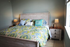 3 camere, ferro/asse da stiro, Wi-Fi gratuito, lenzuola