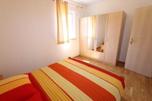1 bedroom, free WiFi, bed sheets - Apartment Dudovic Damir A2 nr 1 (Silo - island Krk)