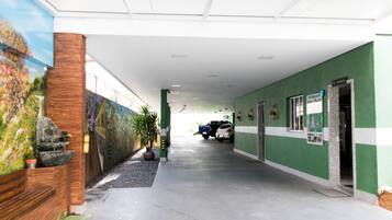 EntrĂ©e de lâhĂ©bergement