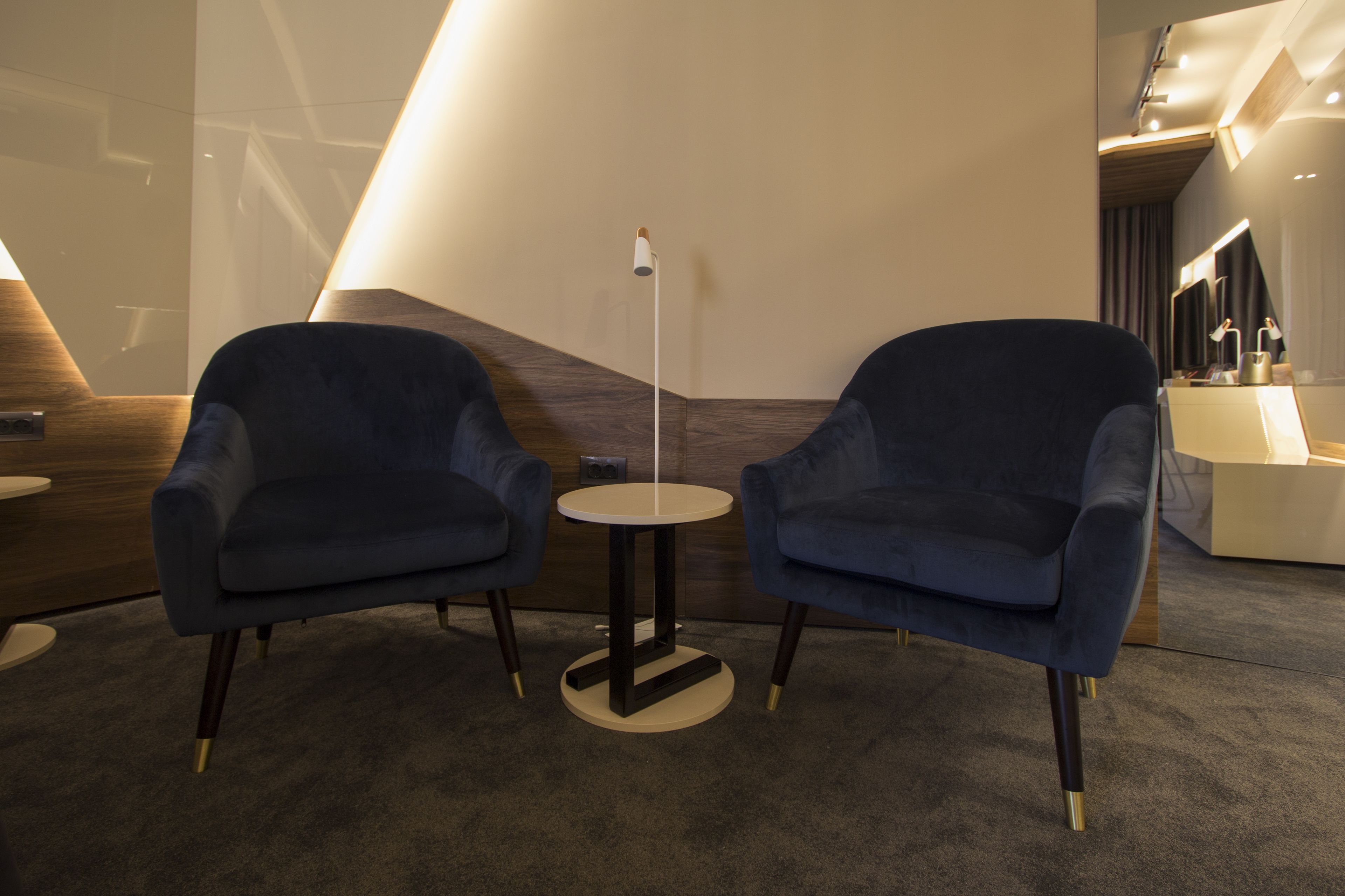 deluxe double or twin room, multiple beds | frette italian sheets, premium bedding, pillow-top beds, minibar