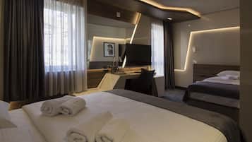 Deluxe Triple Room, Balcony