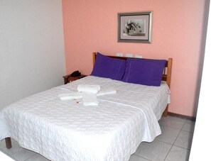 Minibar, free WiFi, bed sheets - Pousada Brisa do Vale (Itaobim)