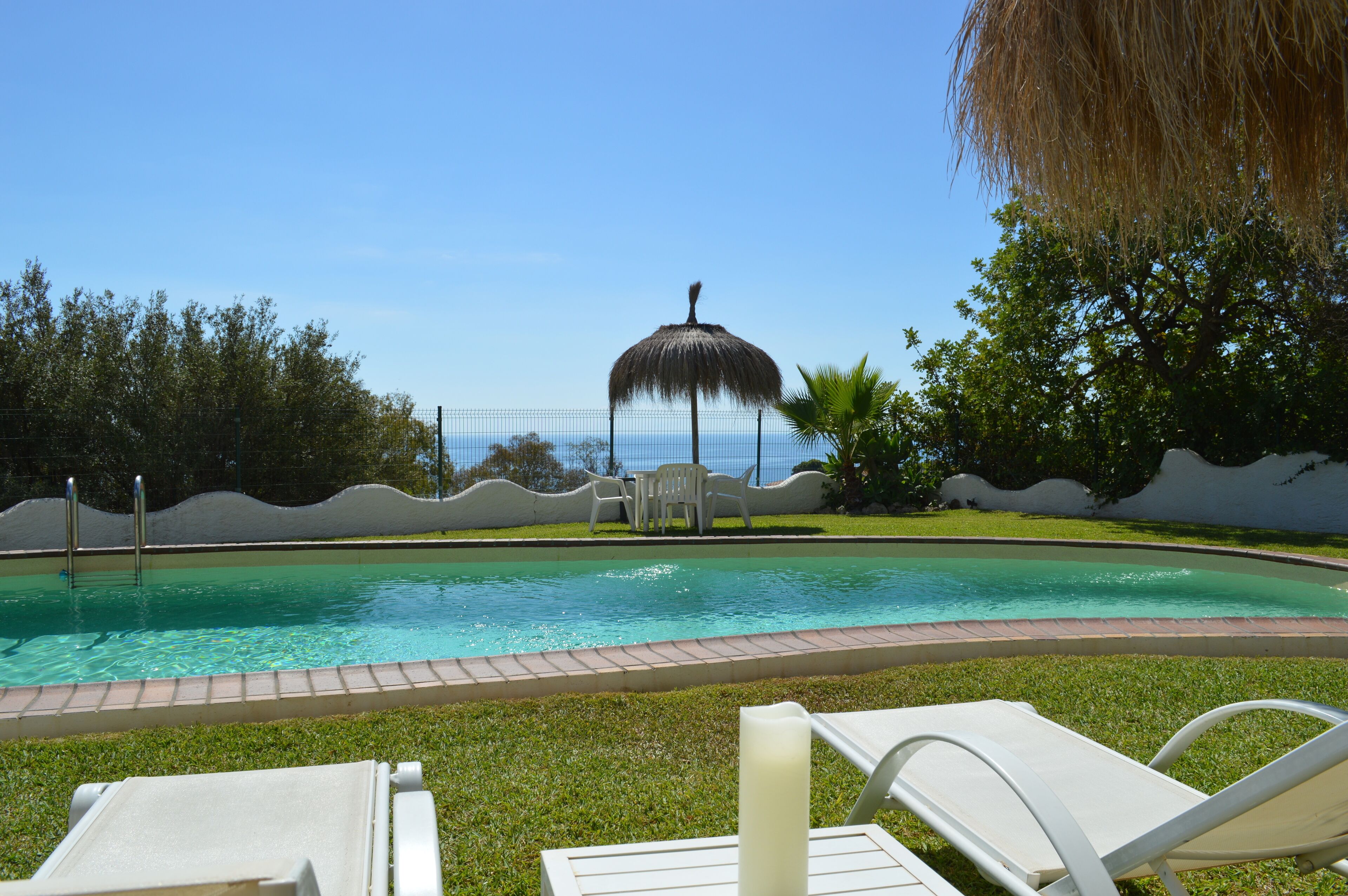 Villa with garden and orchard with sea views
