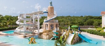 카다케스 카리베 아파트먼트