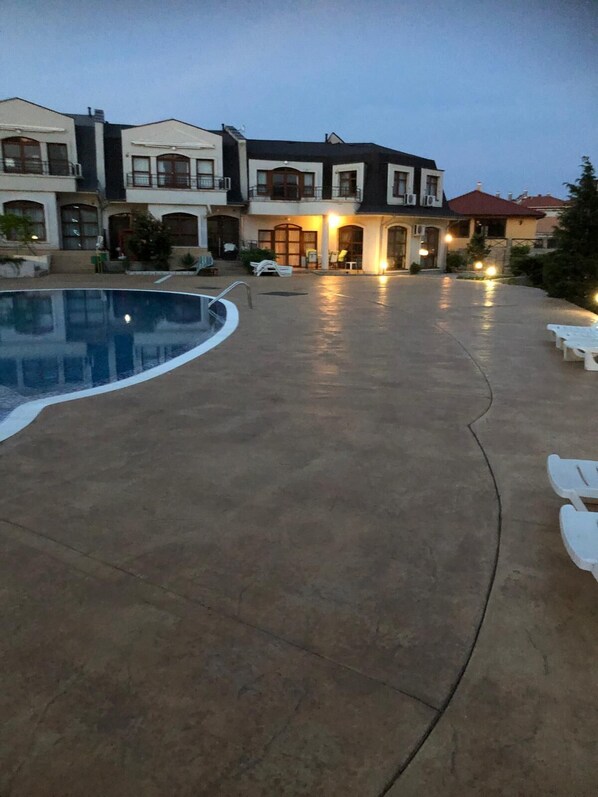 Pool - Beautiful appartment sleeps 8! (Kosharitsa)