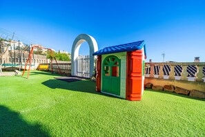 Children’s area - HomeHolidaysRentals Aube - Costa Barcelona (Sant Cebrià de Vallalta)