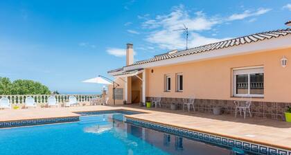 HomeHolidaysRentals Aube - Costa Barcelona