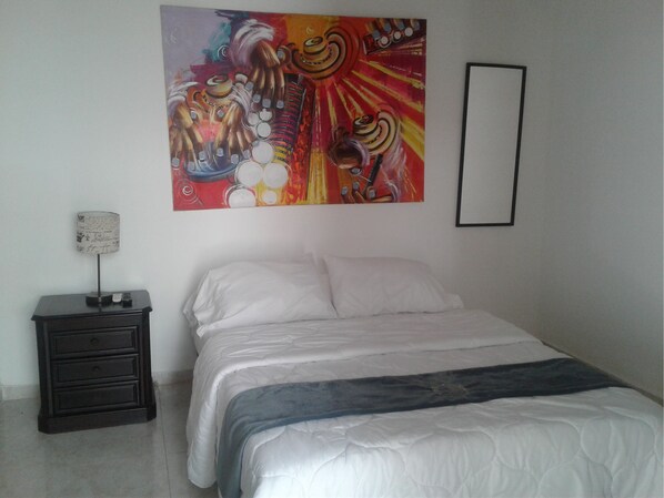 Wifi gratis y ropa de cama