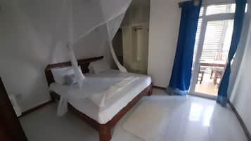 Hypo-allergenic bedding, in-room safe, individually decorated