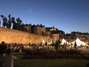 Utendørs bankettområde