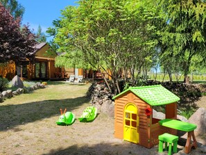 Children's play area - outdoor