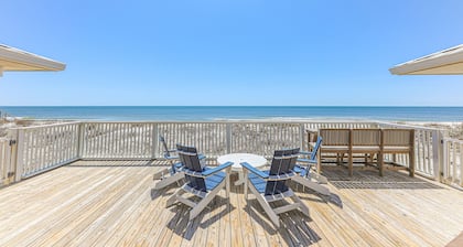 Gorgeous Beachfront Home! Panoramic Ocean Views. Private walkway to the beach.