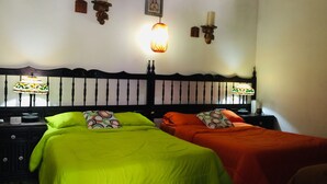 Terrace/patio - Mendoza's (Santa Ana)