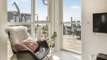 Televisie en een open haard