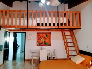 5 bedrooms, free WiFi