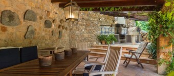 Ca Mado Xucla - Beautiful majorcan house with pool in Valldemossa