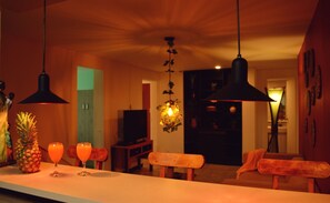 Interior - Africa house-Casa Hotel Laureles-La70 (Medellín)