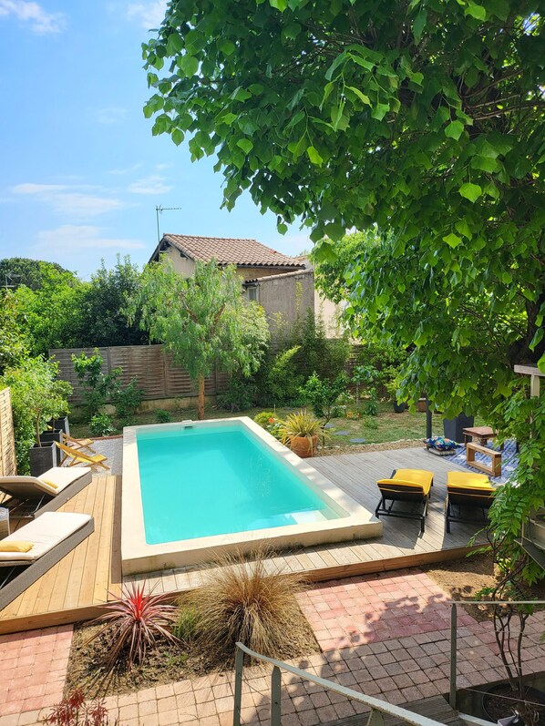 Outdoor pool - Very quiet townhouse renovated garden pool (Montpellier)