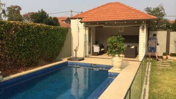 Outdoor pool, free cabanas