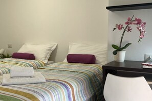 3 chambres, fer et planche Ă repasser, Wi-Fi, literie fournie