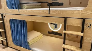 Dortoir partagé, mixte (1 Bed in 10-Bed) | Accès au Wi-Fi (inclus), literie fournie