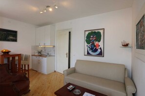 TV - Apartment Stazić (35984-A1) (Silo - island Krk)