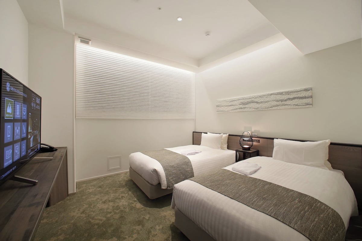 Universal Twin Room