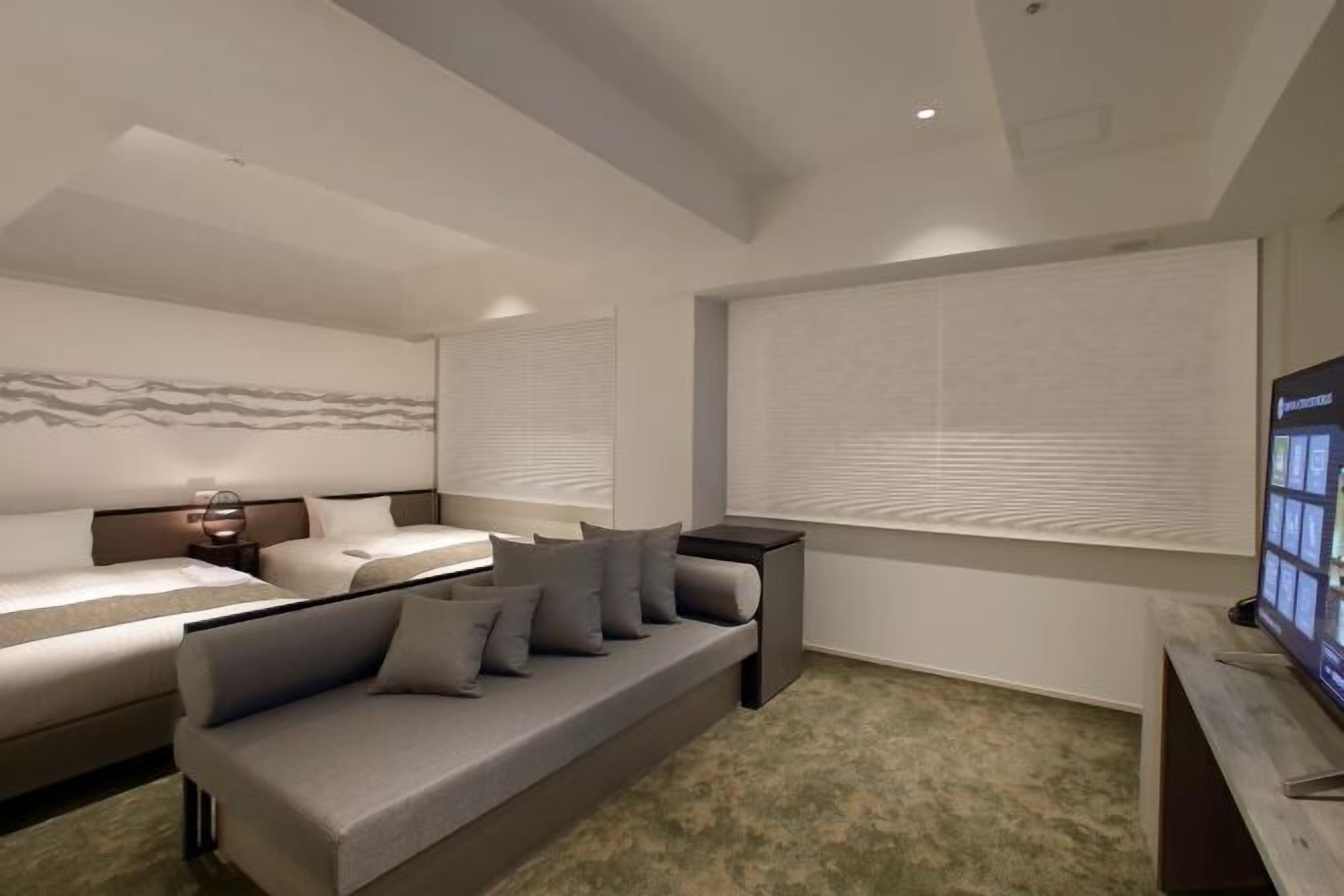 Caja de seguridad en la habitación, cortinas blackout y wifi gratis 