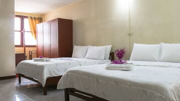 Habitación cuádruple | 1 habitación, wifi gratis y ropa de cama