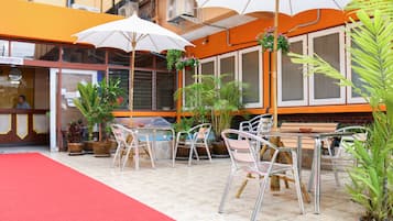 Televisión de pantalla plana