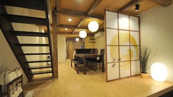 Condo, 3 Bedrooms | In-room dining