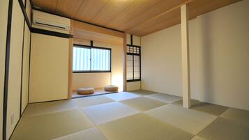 Condo, 3 Bedrooms | 3 bedrooms, desk, laptop workspace, blackout drapes