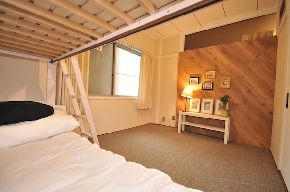 Condo, 2 Bedrooms