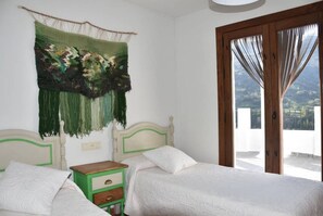 3 bedrooms, WiFi