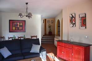 Télévision, cheminée